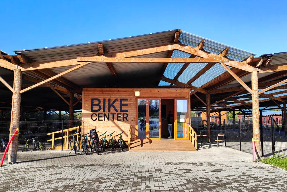Bike center, Landal Forest Resort Your Nature review