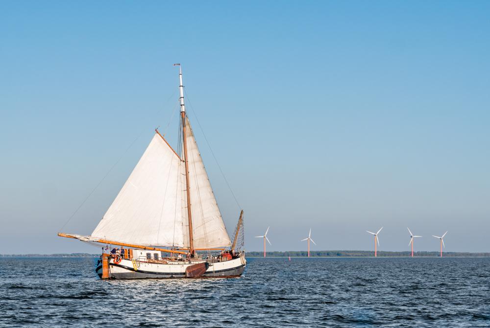 Zeilen op het Markermeer, mooiste bezienswaardigheden Flevoland