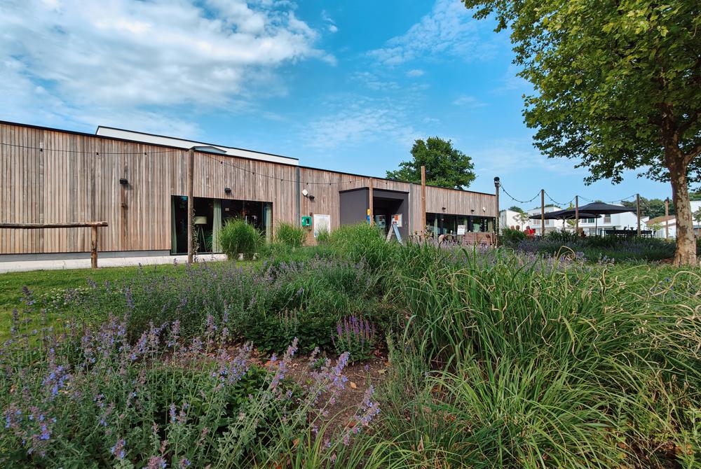 Landal Park Eksel centrum gebouw