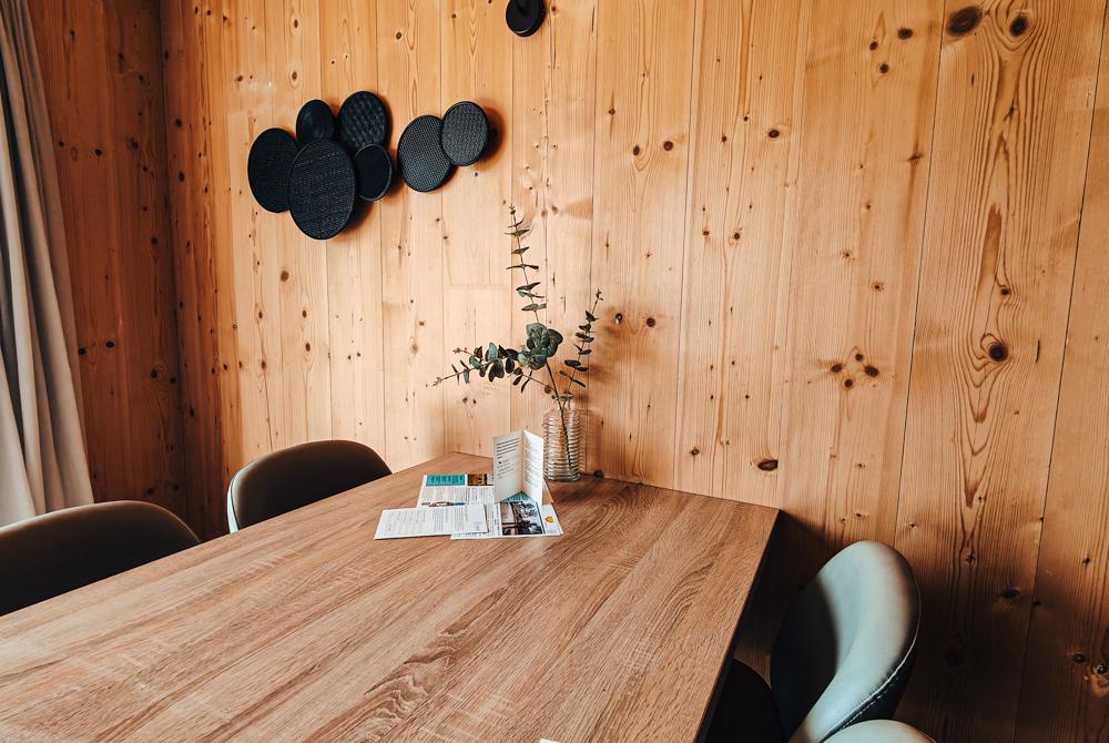 Eettafel in de bungalow, review Landal Park Eksel